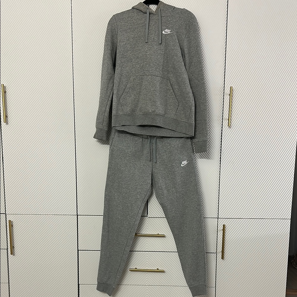 Nike Gray Hoodie and Sweatpants Set